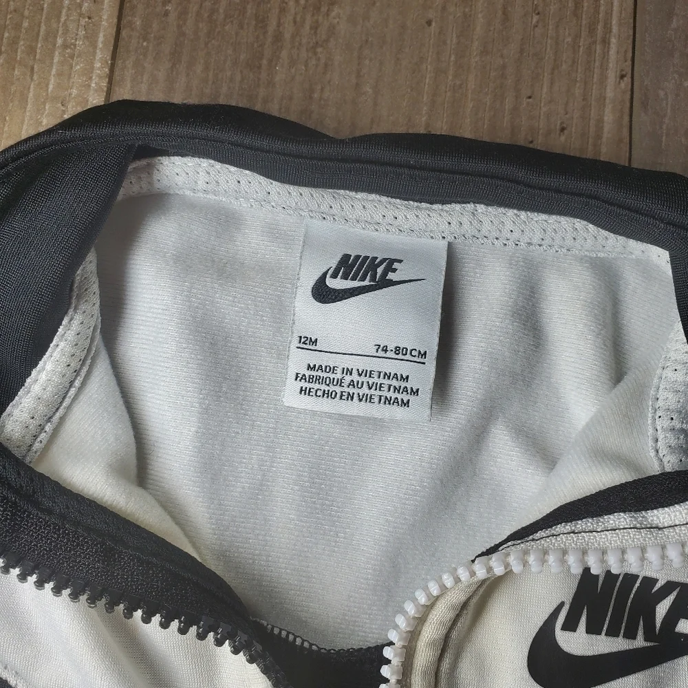 Nike Baby Track Jacket White & Black Size 12m